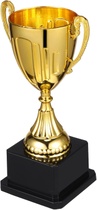 Zlatá trofej Yardwe AZ6C117Z8B49O501BW758F9