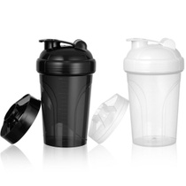 Proteínový šejker, 500ml s odmerkou, sitkom a skrutkovacím…