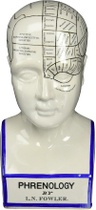 Porcelánová figurka Design Toscano SP020