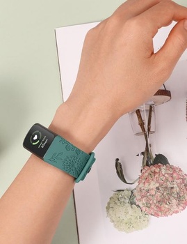 TOYOUTHS Púpava kvetinový gravírovaný náramok kompatibilný s náramkom Fitbit Charge 6/Charge 5