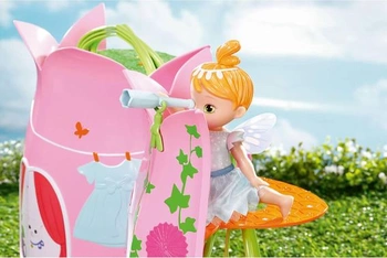 BABY born Storybook Cottage, rozkládací domeček pro panenky pro 18 cm panenky se stolkem, krbem,