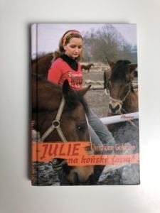 Christiane Gohlová: Julie na koňské farmě Pevná (2008)