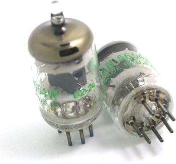 DollaTek 2ks 7kolíkové 5654W vákuové elektrónky – Upgrade pre 6AK5 / 6J1 / 6J1P / EF95