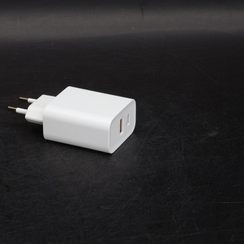 USB C bílá nabíječka Cshare