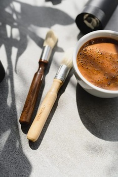 VIENESSO Barista kefa na mlynček na kávu alebo portafilter - kefa na čistenie espressa v