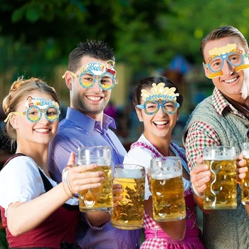 HOWAF Balenie 26 pohárov na párty na Oktoberfest Zábavné papierové poháre Pivný praclík Klobása
