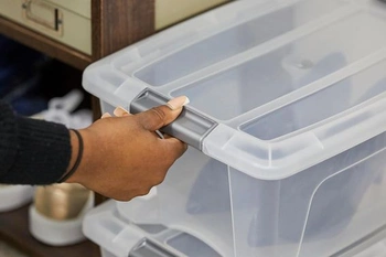 Úložné boxy Iris Ohyama s vekom, 15L, sada 4 ks, strieborný, bezpečné zatváranie, stohovateľné, madlá,