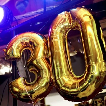 30. narodeniny dekorácie čísla balónik 30 rokov | Fóliový balónik zlatý na ozdobu k 30. narodeninám