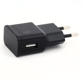 Černá nabíječka USB - C do zásuvky