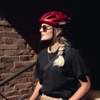 Ľahká cyklistická prilba Abus 91926 veľ. 54