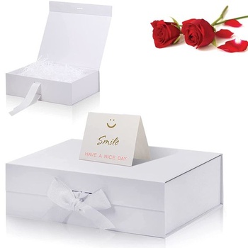 Dárková krabička s ozdobným balením s magnetickou mašlí, k výročí narozenin (bílá)