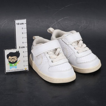 Sportovní obuv Nike bílá vel. 19,5