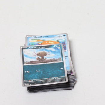 Zberateľské karty Pokémon s kufríkom