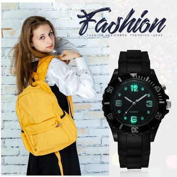 Detské analógové quartzové hodinky JewelryWe, vodotesné 30 metrov, klasický jednoduchý silikónový