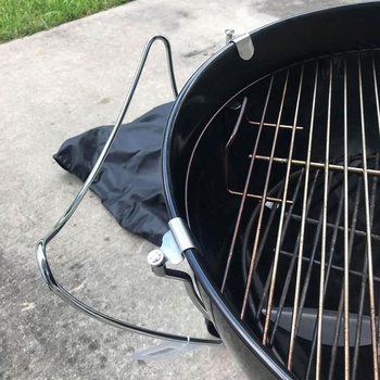 Držiak veka WELL GRILL s posuvným bočným výsuvom pre grily na drevené uhlie Weber Kettle 47 cm a 57