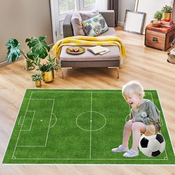 Zelený koberec futbalového ihriska VHCLYBJU