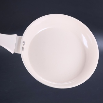 Panvica Fackelmann x Pamela Reif - Ø 20 cm, vyrobená z kovaného recyklovaného hliníka v pastelovo