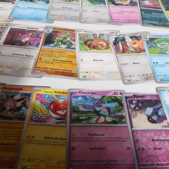 Pokémon (zberateľská kartová hra), adventný kalendár 2025