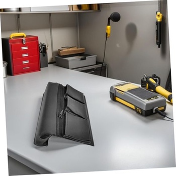 Loketní opěrky do dveří automobilu vyrobené z odolné kůže, ergonomicky tvarované s praktickými