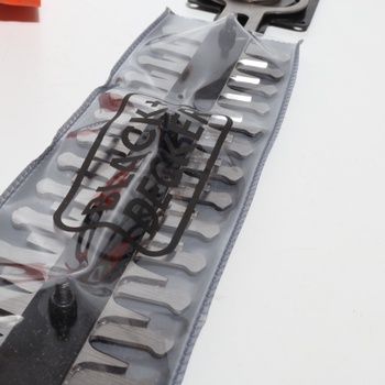 Elektrické nožnice na trávu Black + Decker
