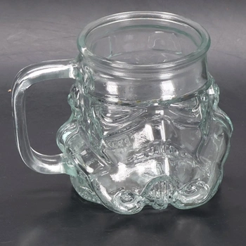 Originální pivní hrnek s motivem helmy Stormtrooper, průhledný pivní hrnek v ikonickém designu