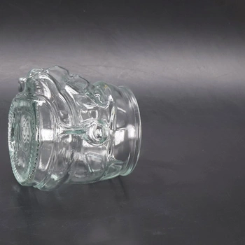 Originální pivní hrnek s motivem helmy Stormtrooper, průhledný pivní hrnek v ikonickém designu