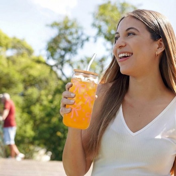 Ružový pohár na pitie s objemom 473 ml s viečkom a slamkou na kávu Bubble Tea