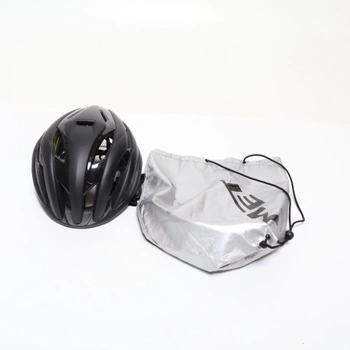 Cyklistická helma Met Trenta 3K Carbon Black