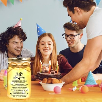 Peněžní dárek k 20. narozeninám ženy, LED osvětlení lahve k 20. narozeninám dívky