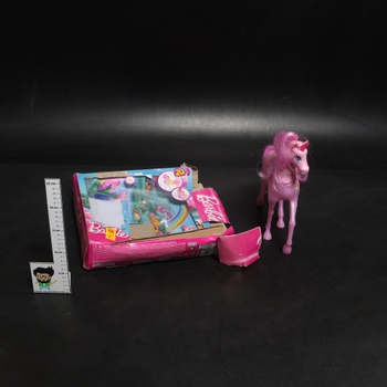 Svietiaci trblietavý jednorožec Barbie