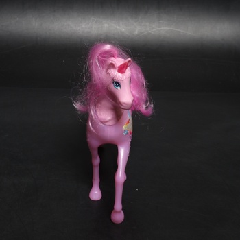 Svietiaci trblietavý jednorožec Barbie