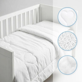 Sada antialergické přikrývky a polštáře Baby Comfort 135 x 100 cm do dětské postýlky (12 měsíců+)
