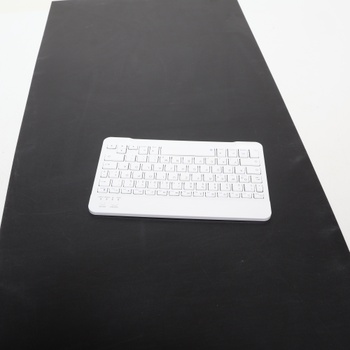 Puzdro s klávesnicou pre iPad 9/8/7 generácie (2021/2020/2019) 10,2 palca, mäkká TPU zadná strana s