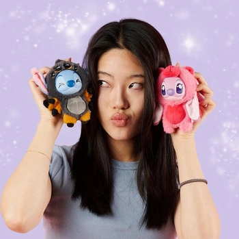 Disney YuYus Stitch a andělská vlna 2 – Plyšové vinylové přívěsky ve formátu zaslepovací krabičky,