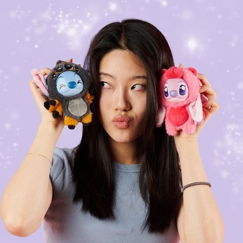 Disney YuYus Stitch a anjelská vlna 2 – Plyšové vinylové prívesky vo formáte zaslepovacej krabičky,