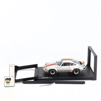 Autíčko Solido 1:18 Porsche stříbro