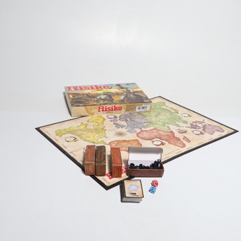 Stolová hra Hasbro Risiko B7404100 ŇOM