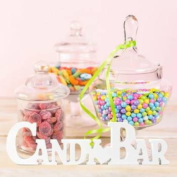 Dekorácia na ceduľu s cukríkmi, drevený nápis na candy bar, biely