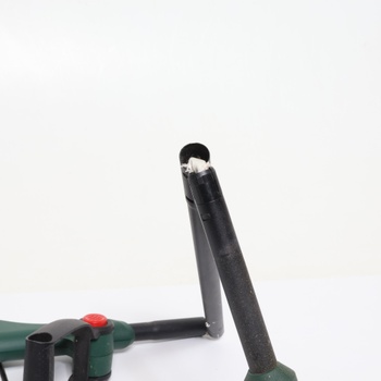 Vyžínač trávy Bosch EasyGrassCut 23