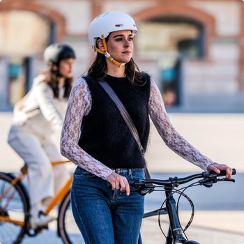 Cyklistická prilba Abus Xoxo veľ. 51-54