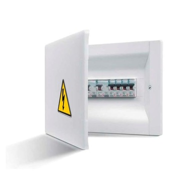 Samolepky Pubblimania s nápisom „Nebezpečenstvo úrazu elektrickým prúdom“ | Materiál: PVC (5,3 x 5 cm