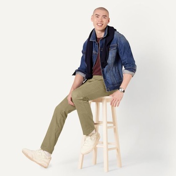 Pánske chino nohavice Amazon Essentials Slim Fit Wrinkle Free Casual 32W / 34L khaki béžové