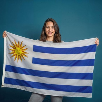 VLAJKY PHENO Uruguajská vlajka 90x150cm - vodeodolná vlajka s mosadznými krúžkami, 100% polyester,