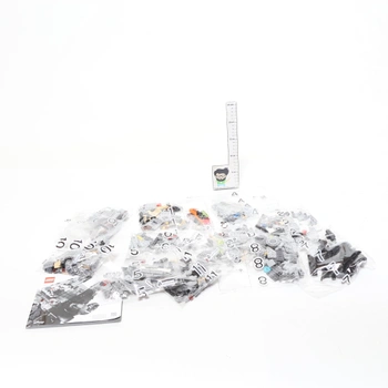 Model hvězdné lodi Lego Star Wars 75375