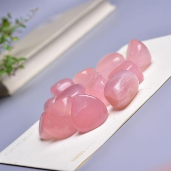 Erliway prírodné ruženínové kremenné trúbené kamene pre meditáciu, 100g 3-5cm