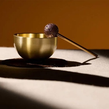 Súprava mini tibetských spievajúcich misiek s tibetskou spievajúcou miskou, paličkou a vankúšikom, ručne