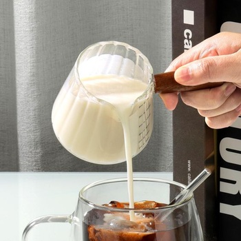 Odmerka na espresso Joeyan 180ml, sklo s drevenou rukoväťou, priehľadná, číra odmerka 180ml s