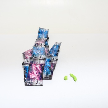 Mega balení hybridů MrBeast Lab: Různé hybridní díly a 5 akčních figurek ke kombinování,
