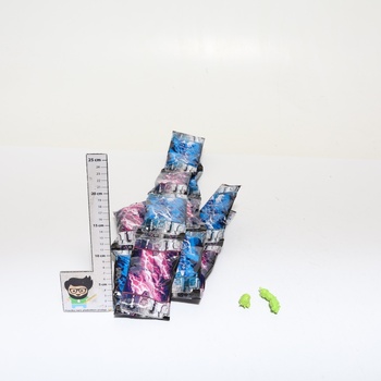 Mega balení hybridů MrBeast Lab: Různé hybridní díly a 5 akčních figurek ke kombinování,