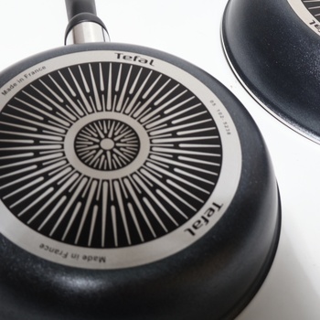 Sada panvíc Tefal 2 kusy 24/28 cm